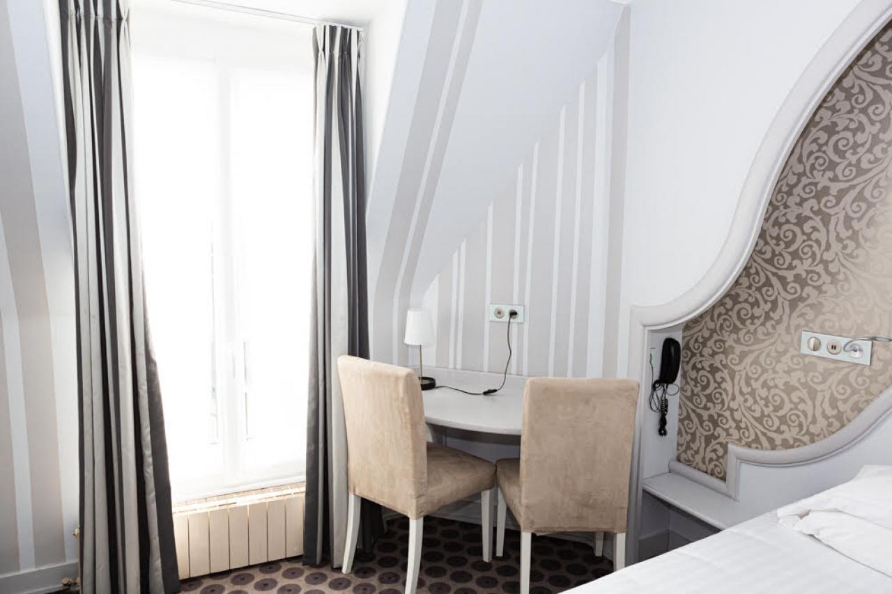 Hôtel Bonaparte - Room